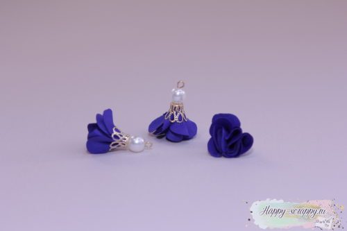 Кисточка цветочек с бусинкой синяя (1шт)