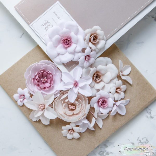 Набор цветов Pastel flowers — "Diamond" бежево-розовый